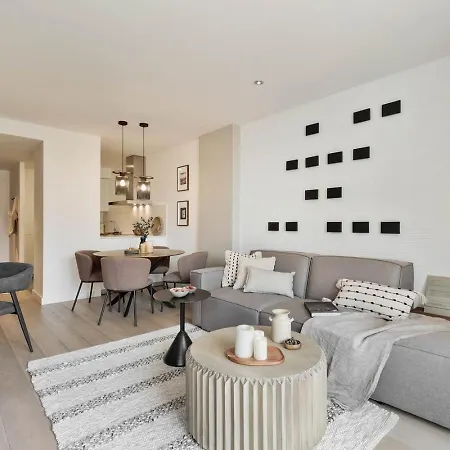 Spacest - Carrer De Casanova A Apartament Barcelona